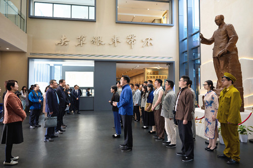 南京市召开2025年教师培养培训工作会议
