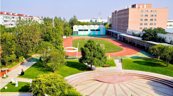 上海有哪些开设新加坡课程的国际高中？学费多少？