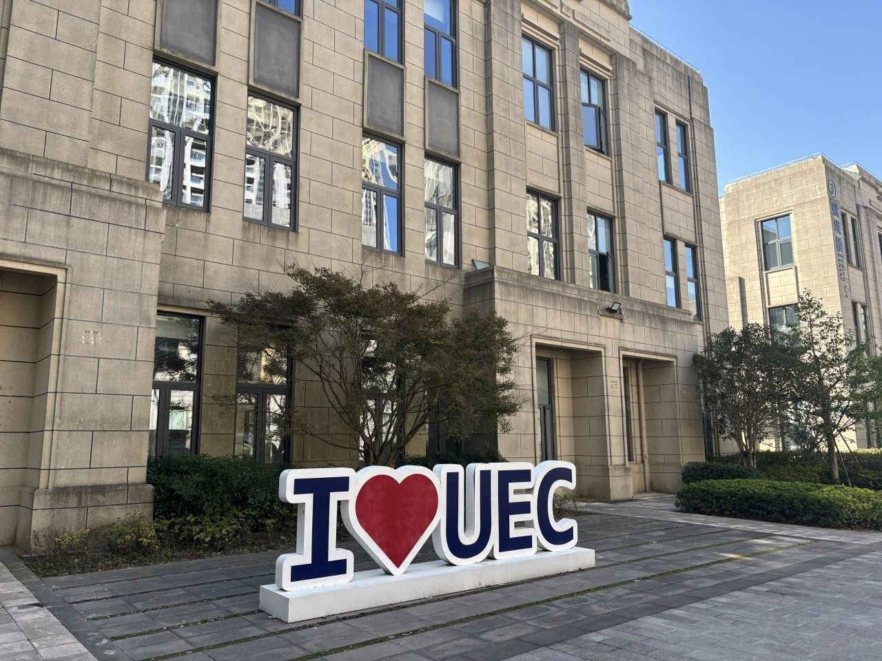 普娃逆袭！中考后转轨国际学校，上海这9所宝藏学校值得冲