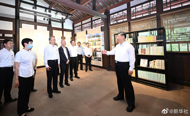 习近平在四川眉山市考察调研