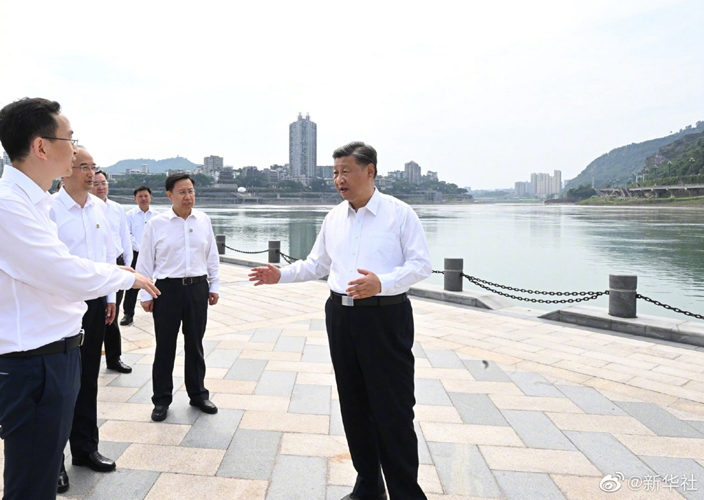 习近平在四川宜宾市考察调研