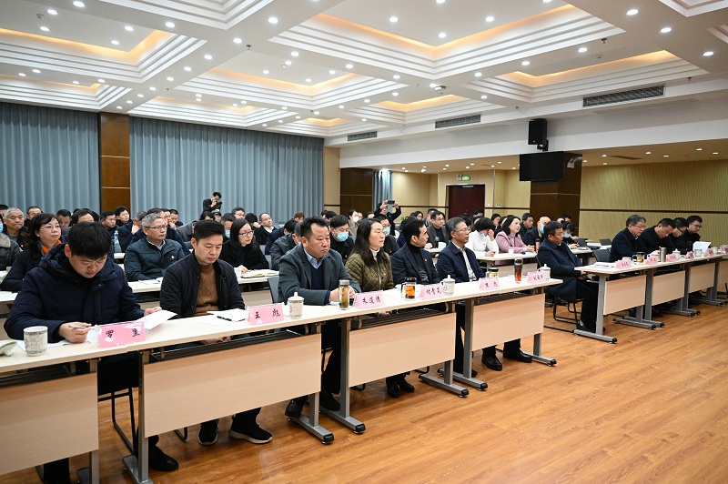 全市教育系统党史学习教育总结暨学习贯彻市委十二届三次全会精神及学期结束工作部署会召开