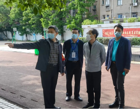 市教育局开展初三及中职学校毕业年级学生返校复学情况督查