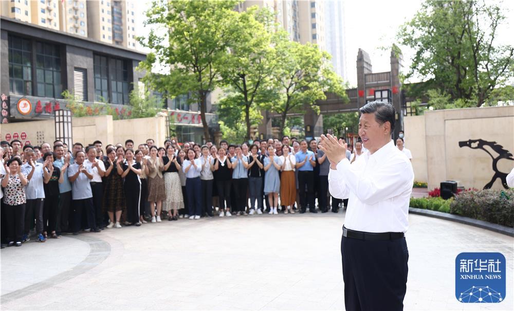 习近平在湖北武汉考察时强调 把科技的命脉牢牢掌握在自己手中 不断提升我国发展独立性自主性安全性