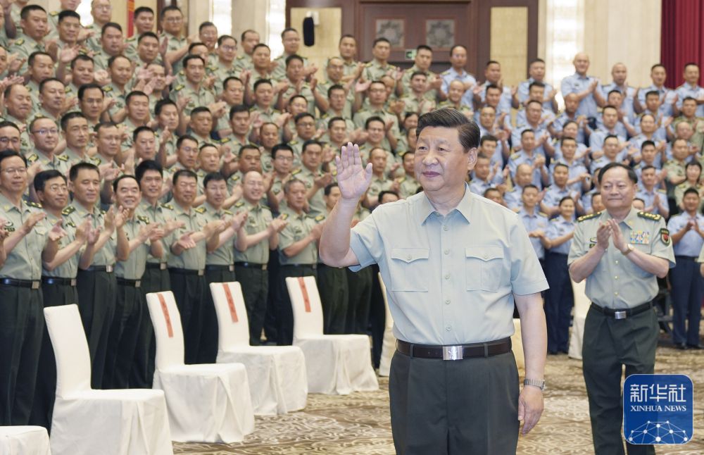 习近平：建设团结和谐繁荣富裕文明进步安居乐业生态良好的美好新疆