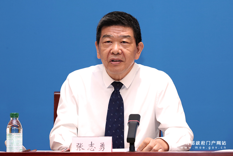 广西在教育部介绍党的十八大以来普通高中教育改革发展成效新闻发布会上做经验交流发言