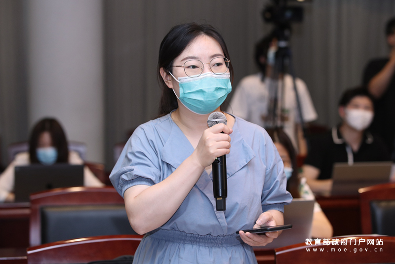 广西在教育部介绍党的十八大以来普通高中教育改革发展成效新闻发布会上做经验交流发言