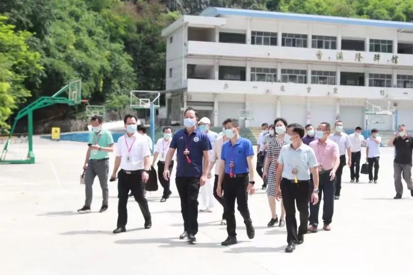 县中托管(一)丨浙江大学到马山开展县中托管帮扶调研