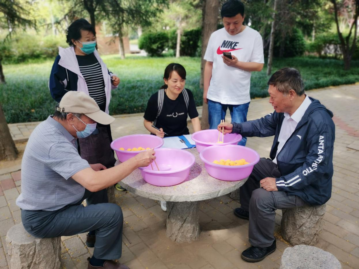 省教育厅离退处组织开展重阳节活动