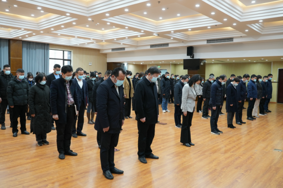 全市教育系统集中收听收看江泽民同志追悼大会
