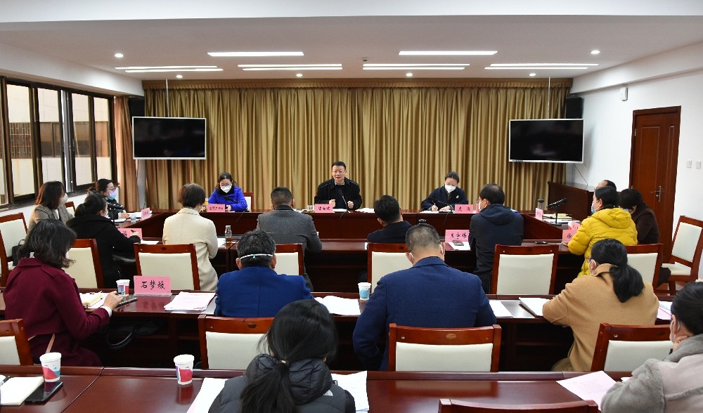 全省中小学深入学习贯彻党的二十大精神师生座谈会和加强新时代中小学思政课建设工作研讨会在昆召开