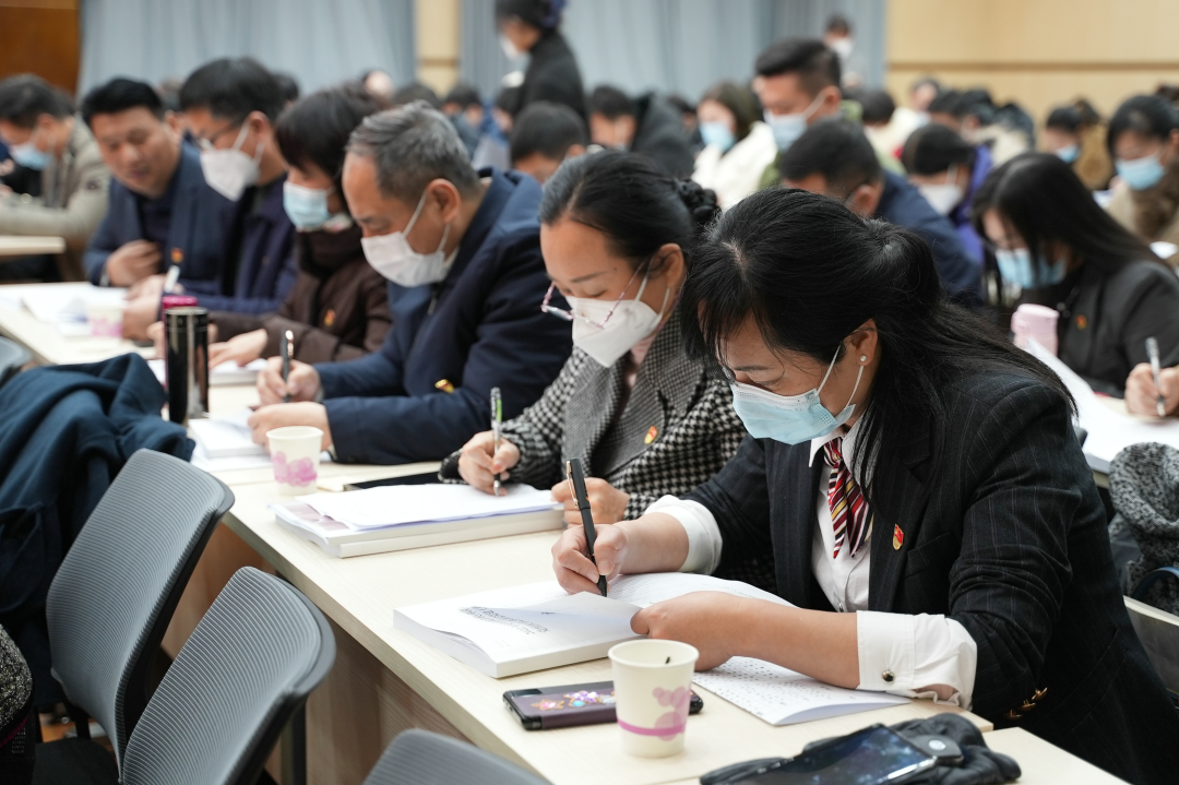 市教育局召开2022年度市直属学校(单位)党组织书记抓基层党建述职评议会