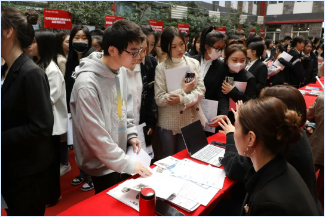 吉林省本科高校旅游管理类专业毕业生就业双选会在长春大学旅游学院成功举办