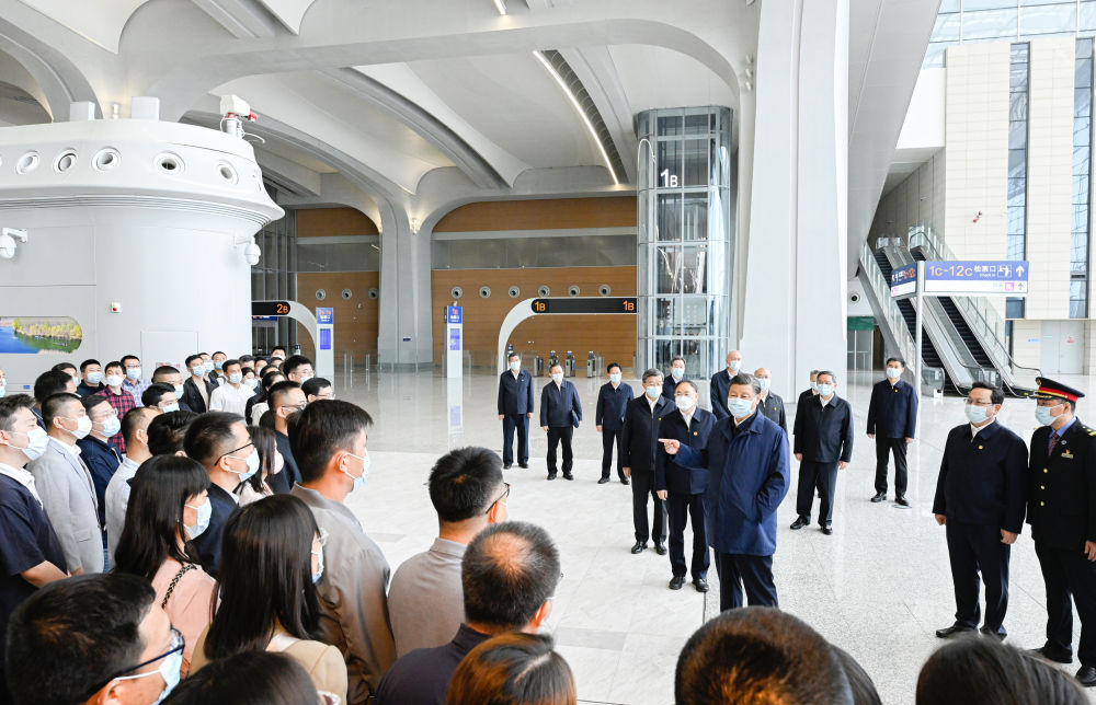 习近平在河北雄安新区考察并主持召开高标准高质量推进雄安新区建设座谈会