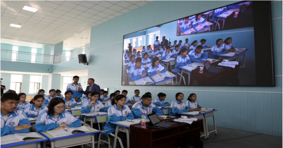 自治区普通高中新课程新教材培训交流会在喀什圆满结束