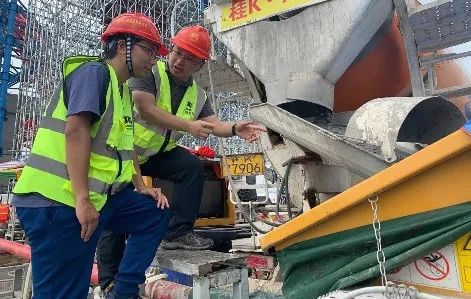 【每月名师】用心血铸就每一个脚步的引路人——记广西大学土木工程学院教授、博士生导师陈正