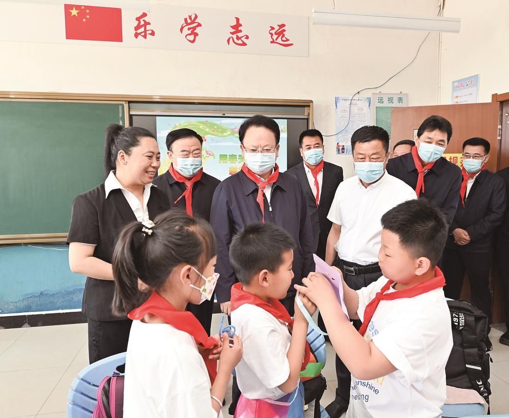 景俊海在“六一”国际儿童节到来之际寄语全省少年儿童在学习生活中磨砺坚强意志练就过硬本领 努力成长为可堪大用能担重任的栋梁之才