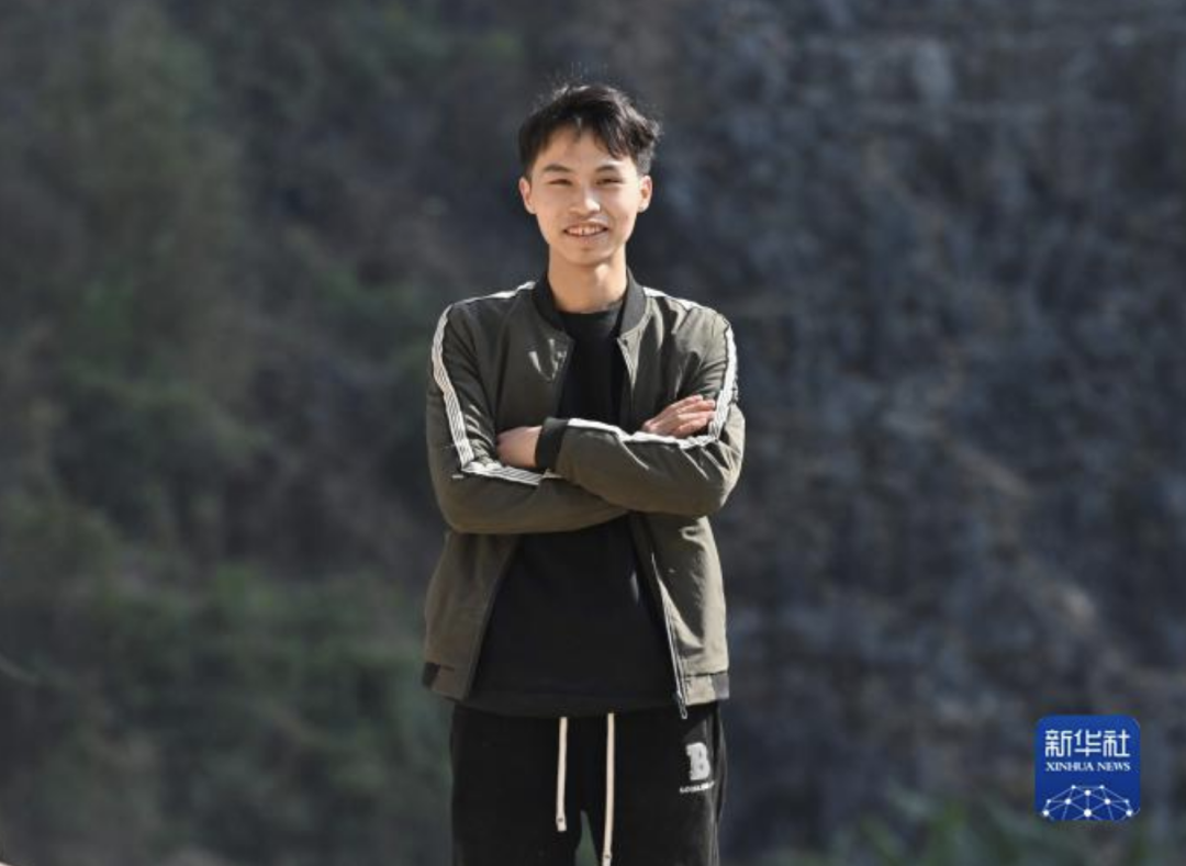 11年后,过悬崖、爬“天梯”上学的孩子们,长大了!