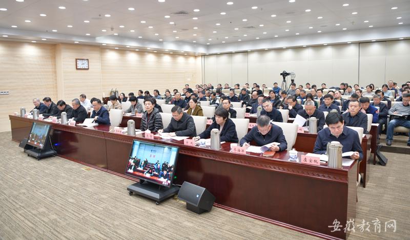 夯实筑牢学校安全底线