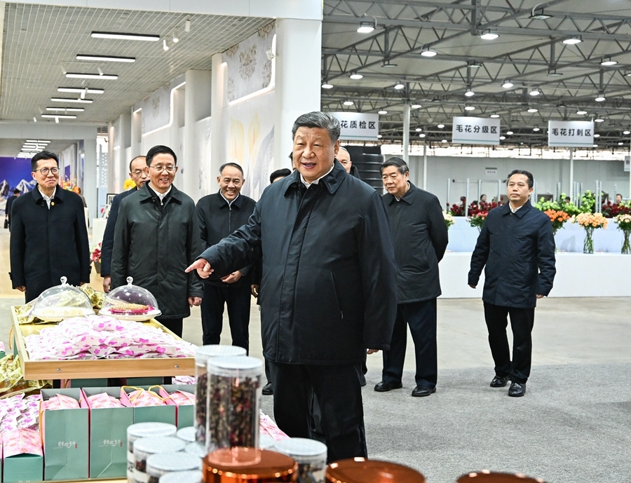 习近平：解放思想改革创新奋发进取真抓实干 在中国式现代化进程中开创云南发展新局面